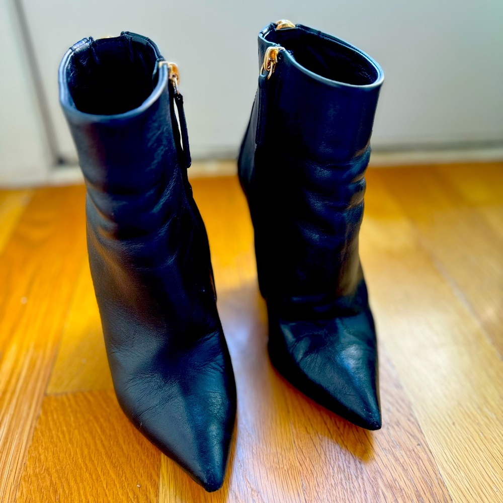 Gianvito Rossi calfskin women’s booties